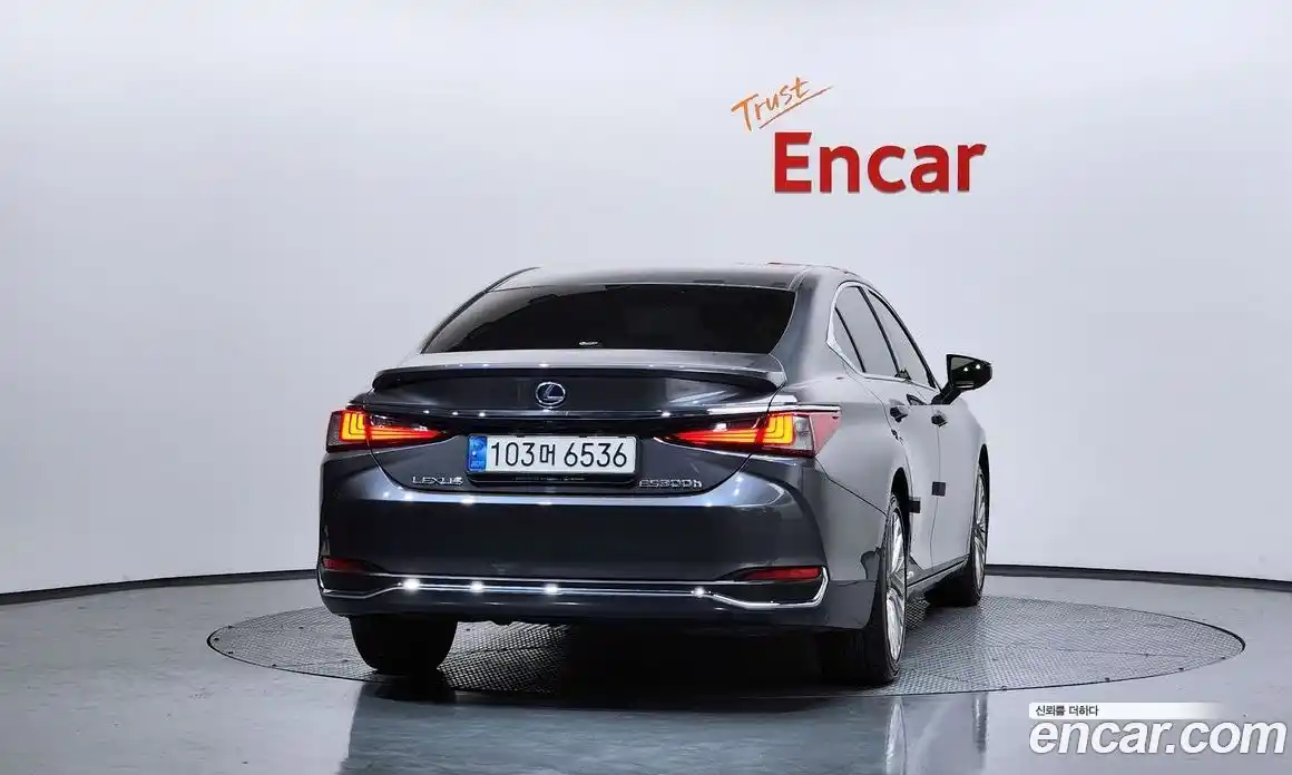 Lexus ES 2022 2.5 Автомат в Москве № 628531, фото 4