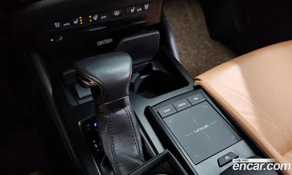 Lexus ES 2022 2.5 Автомат в Москве № 628531, фото 9