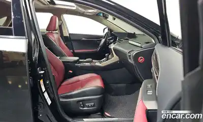 Lexus NX 2018 2.5 Автомат в Москве № 628621, миниатюра 11