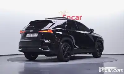 Lexus NX 2018 2.5 Автомат в Москве № 628621, миниатюра 2