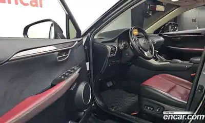 Lexus NX 2018 2.5 Автомат в Москве № 628621, миниатюра 10