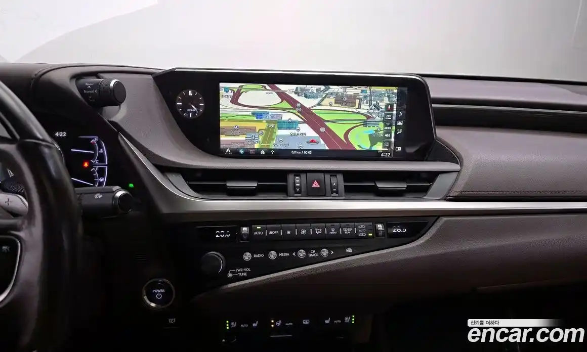 Lexus ES 2019 2.5 Автомат в Москве № 628698, фото 14