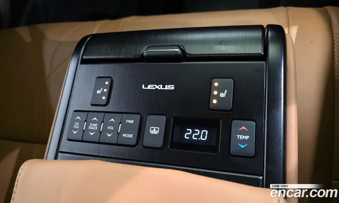Lexus ES 2019 2.5 Автомат в Москве № 628698, фото 19