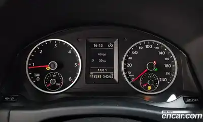 Volkswagen Tiguan 2014 2.0 Автомат в Москве № 629089, миниатюра 8