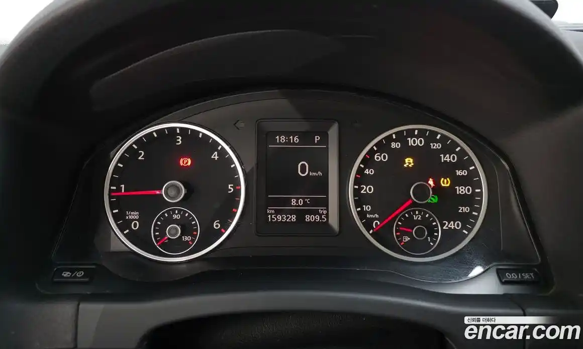 Volkswagen Tiguan 2014 2.0 Автомат в Москве № 629185, фото 8