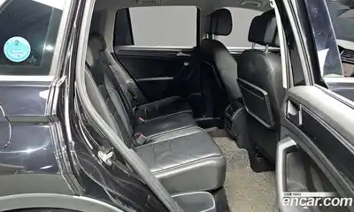 Volkswagen Tiguan 2020 2.0 Автомат в Москве № 629192, миниатюра 12