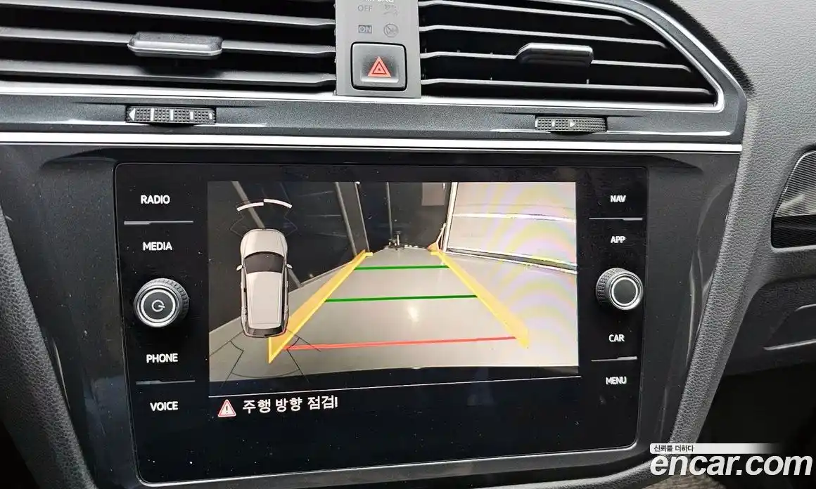 Volkswagen Tiguan 2020 2.0 Автомат в Москве № 629192, фото 15