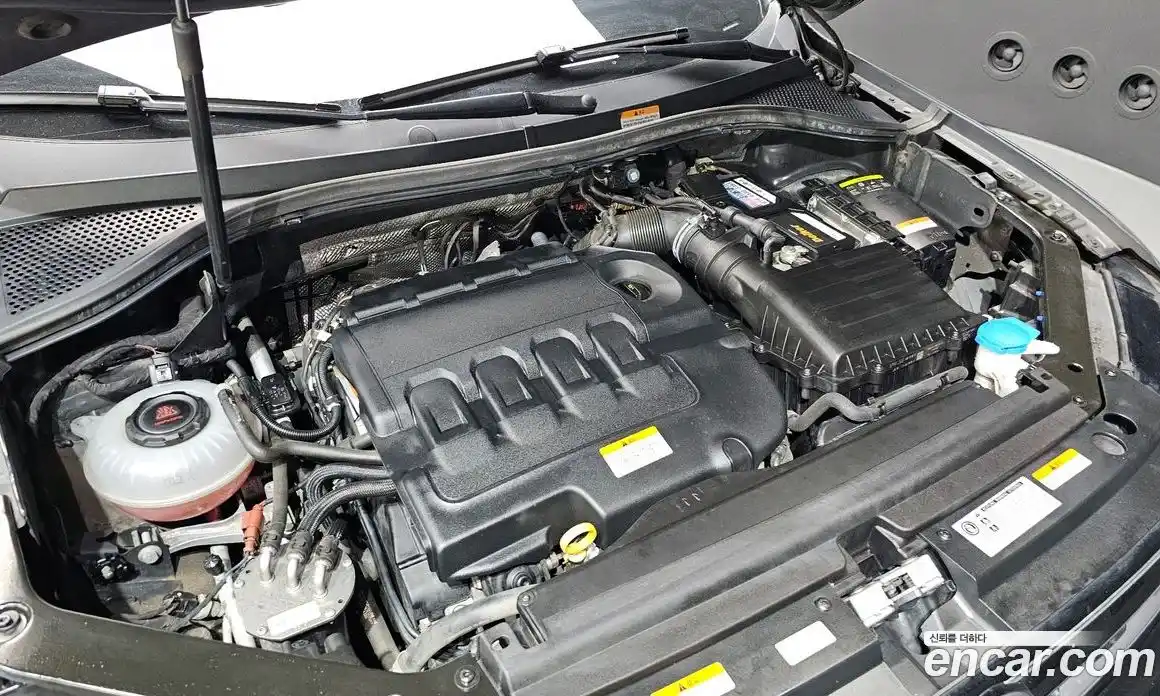 Volkswagen Tiguan 2020 2.0 Автомат в Москве № 629192, фото 6