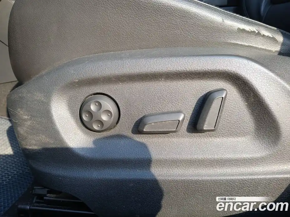 Volkswagen Tiguan 2014 2.0 Автомат в Москве № 629324, фото 18