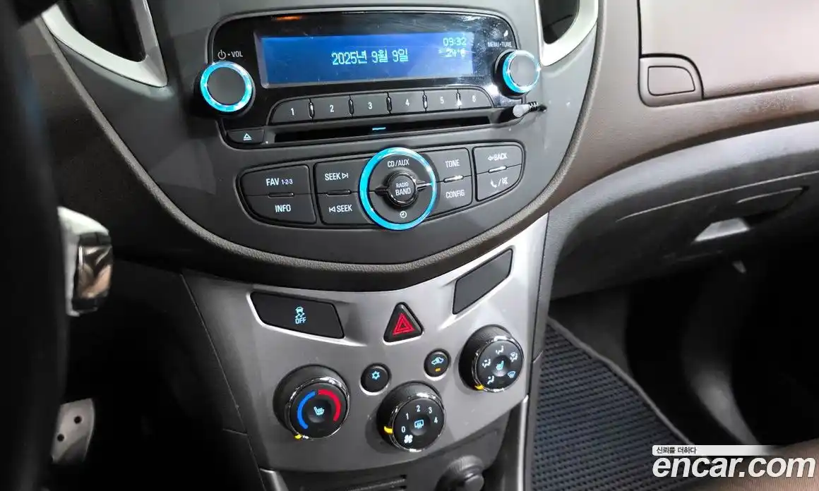 Chevrolet Trax 2014 1.4 Автомат в Москве № 75750, фото 18