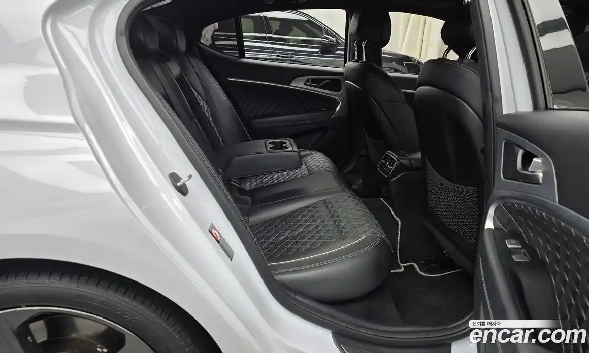 Genesis G70 2019 3.3 Автомат в Москве № 136576, фото 12