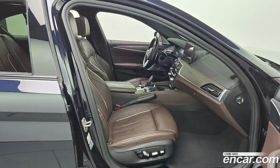 BMW 5-Series 2021 4.4 Автомат в Москве № 158189, фото 11