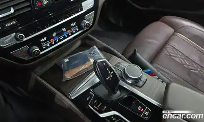 BMW 5-Series 2021 4.4 Автомат в Москве № 158189, миниатюра 9