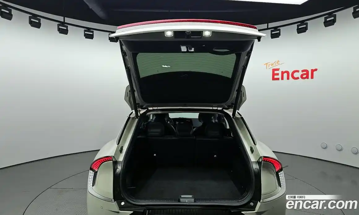 Kia EV6 2022 Автомат в Москве № 15838, фото 20