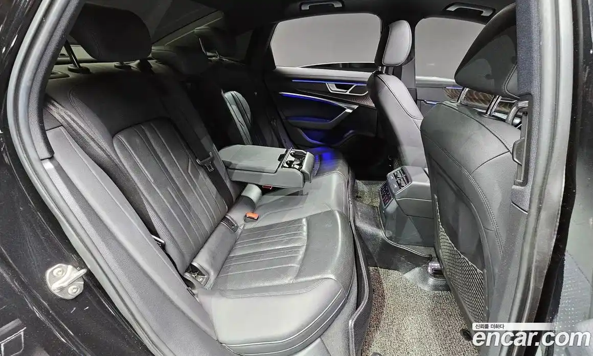 Audi A6 2020 2.0 Автомат в Москве № 163328, фото 19