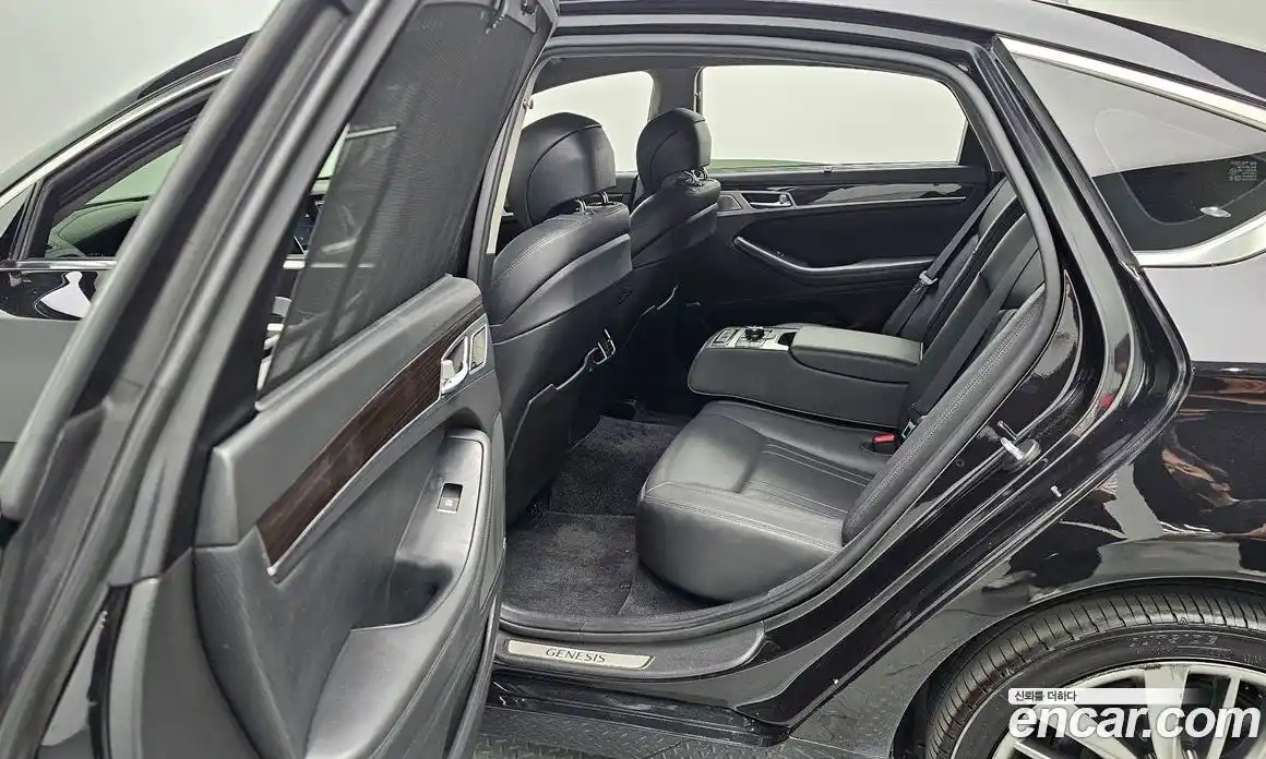Genesis G80 2017 3.3 Автомат в Москве № 16555, фото 12