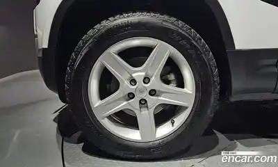 Land Rover Defender 2024 3.0 Автомат в Москве № 166052, миниатюра 5