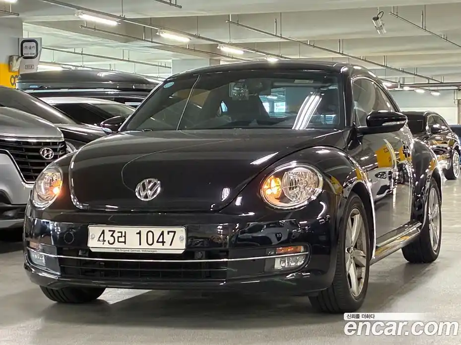 Volkswagen Beatle 2014 2.0 Автомат в Москве № 169184, фото 1