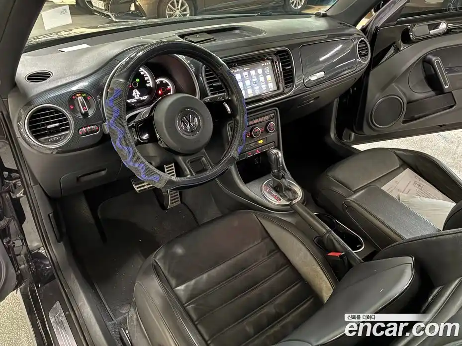 Volkswagen Beatle 2014 2.0 Автомат в Москве № 169184, фото 6