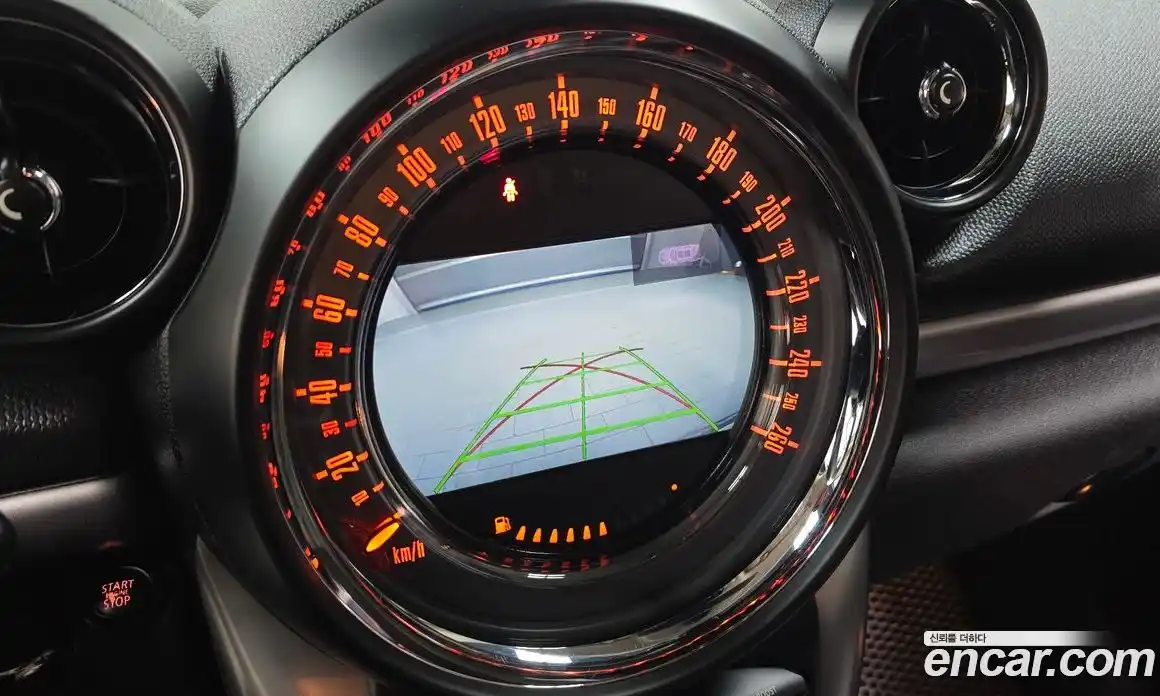 Mini Countryman 2016 2.0 Автомат в Москве № 185343, фото 15