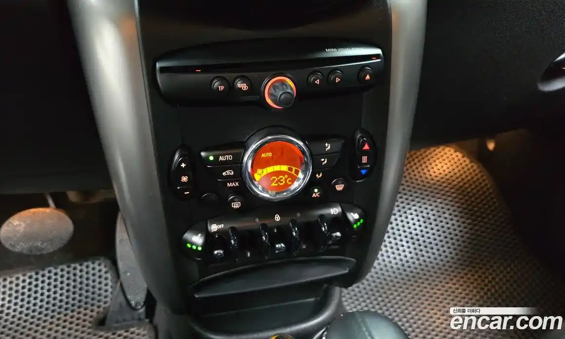 Mini Countryman 2016 2.0 Автомат в Москве № 185343, фото 16