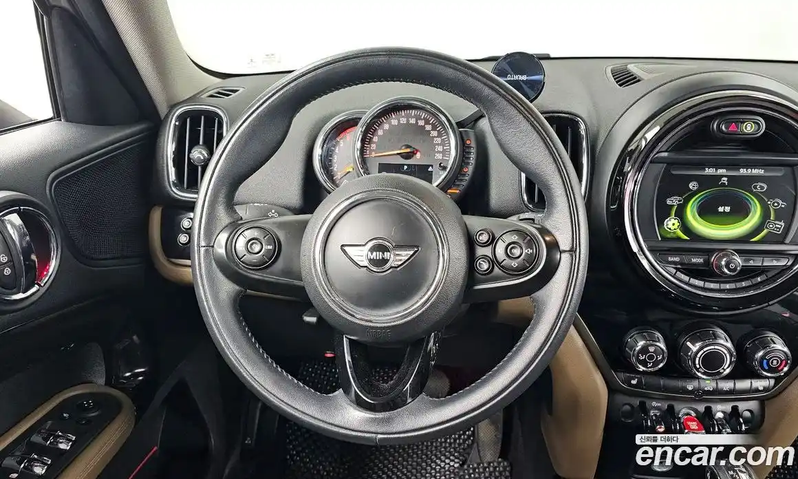 Mini Countryman 2018 2.0 Автомат в Москве № 190406, фото 13