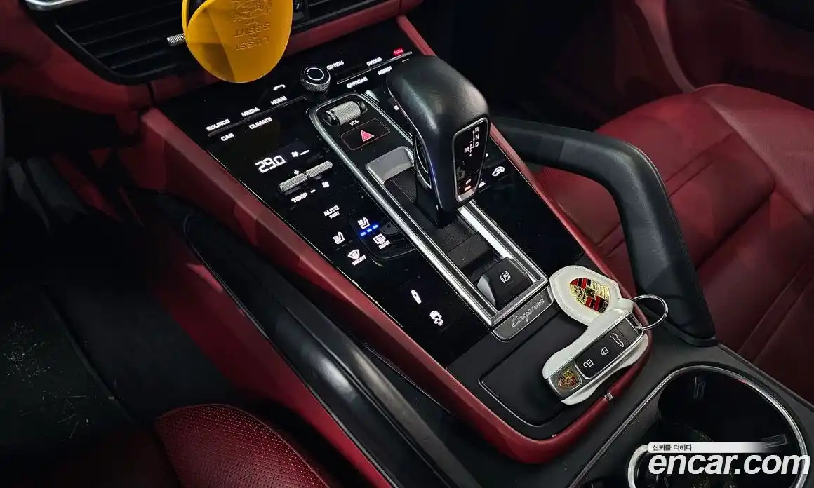 Porsche Cayenne 2020 3.0 Автомат в Москве № 197457, фото 9