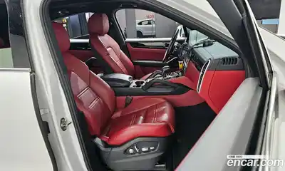 Porsche Cayenne 2020 3.0 Автомат в Москве № 197457, миниатюра 10