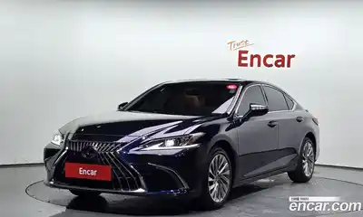 Lexus ES, 2023