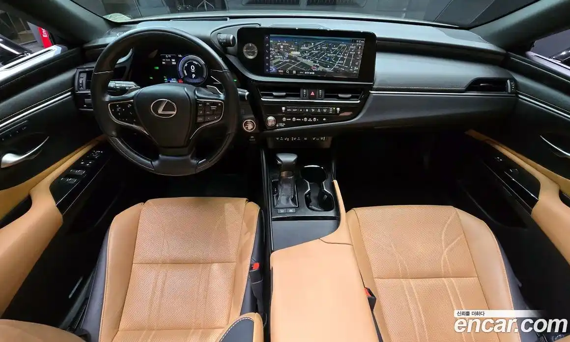 Lexus ES 2023 2.5 Автомат в Москве № 198780, фото 7