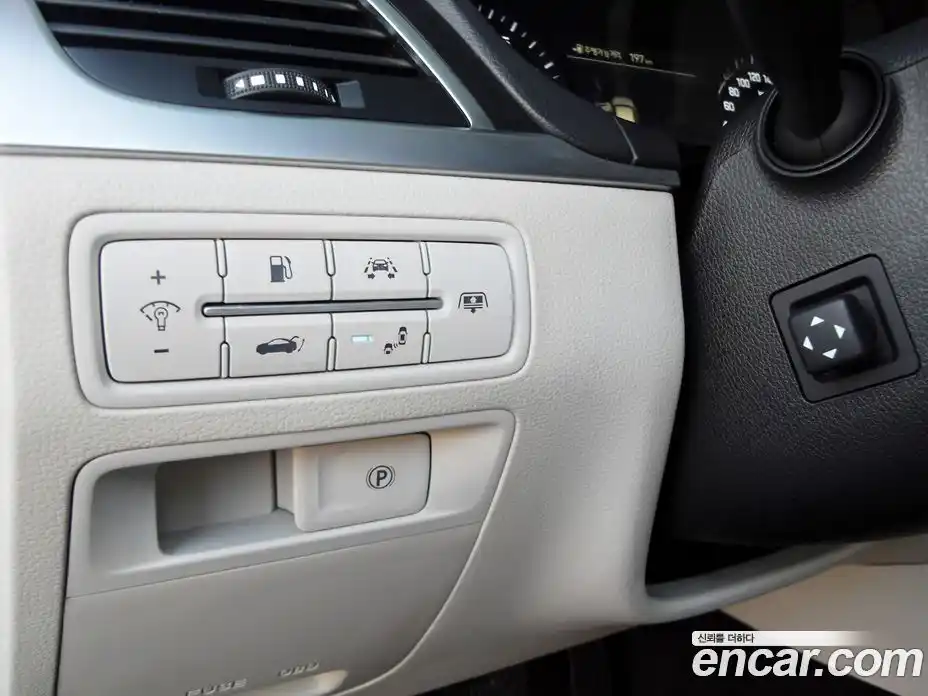 Genesis G80 2017 3.8 Автомат в Москве № 21892, фото 13