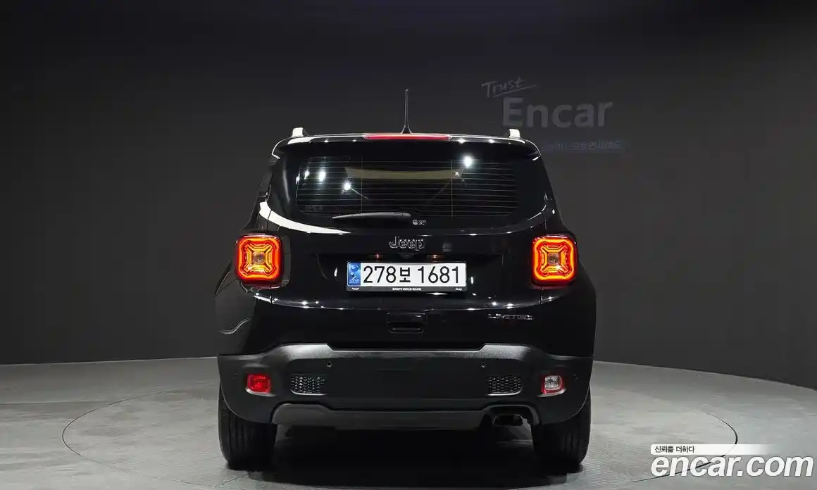Jeep Renegade 2020 2.4 Автомат в Москве № 232427, фото 4