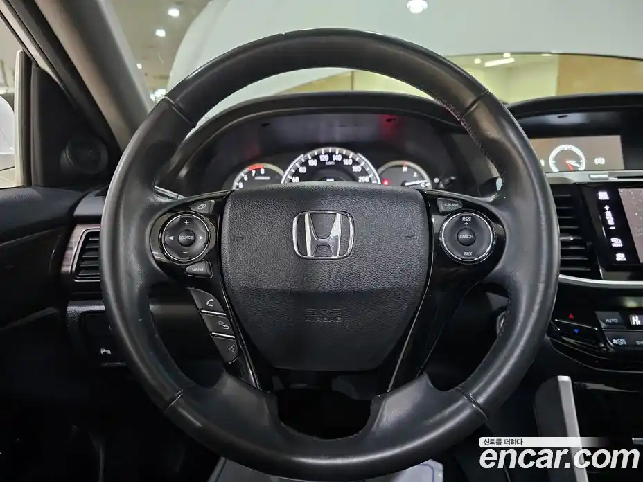 Honda Accord 2017 2.4 Автомат в Москве № 232974, фото 7