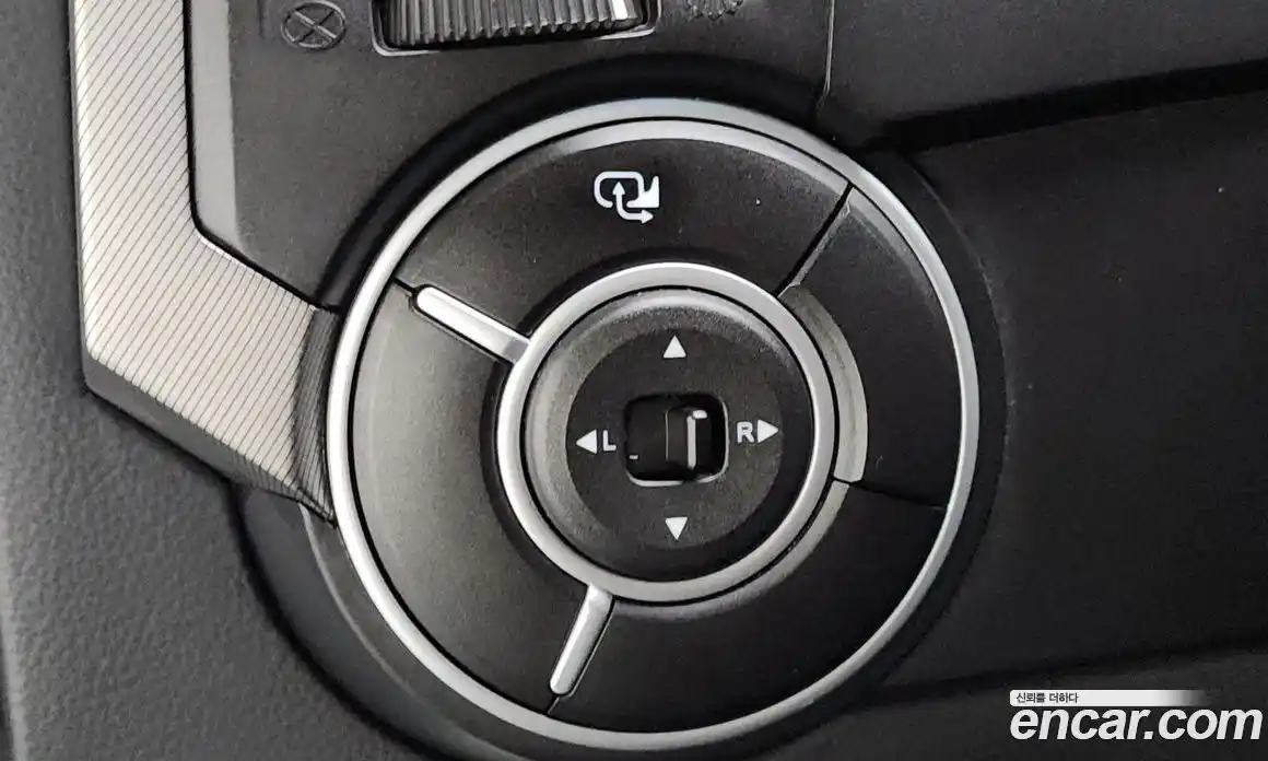 SsangYong Korando 2014 2.0 Автомат в Москве № 25755, фото 18