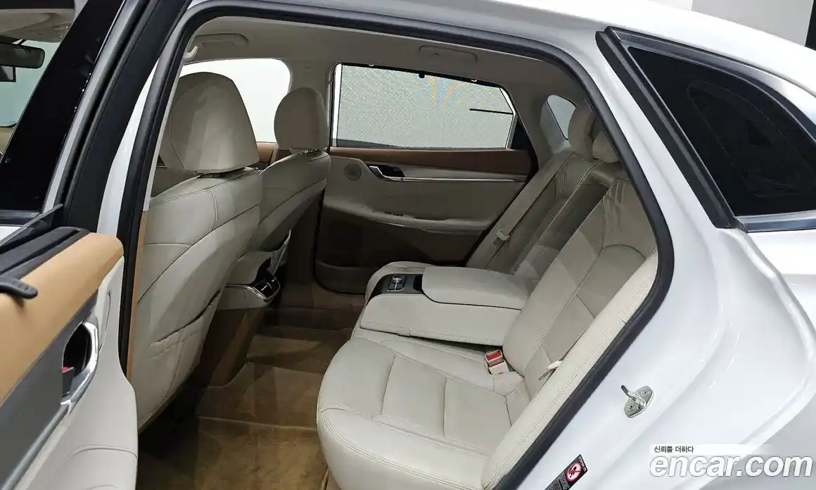 Hyundai Grandeur 2021 2.5 Автомат в Москве № 305767, фото 11