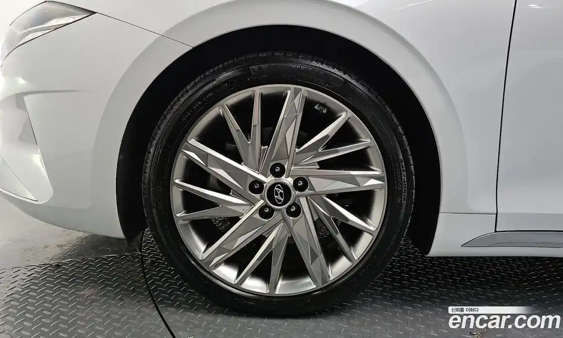 Hyundai Grandeur 2021 2.5 Автомат в Москве № 305767, фото 4