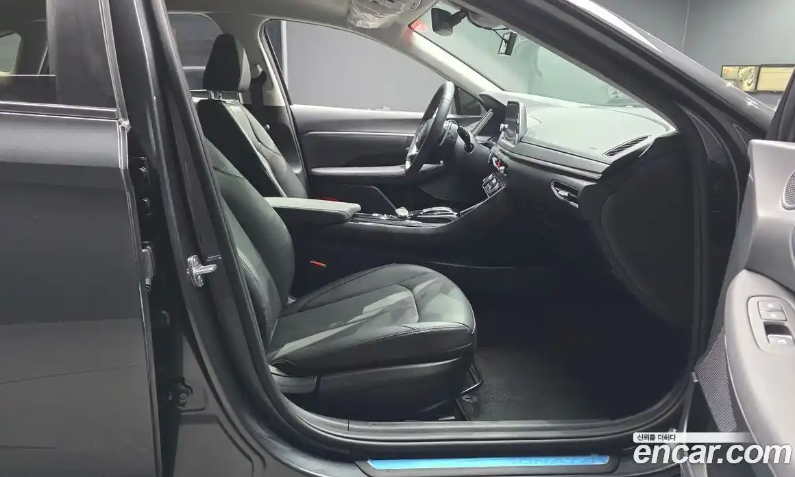 Hyundai Sonata 2021 2.0 Автомат в Москве № 3638, фото 11