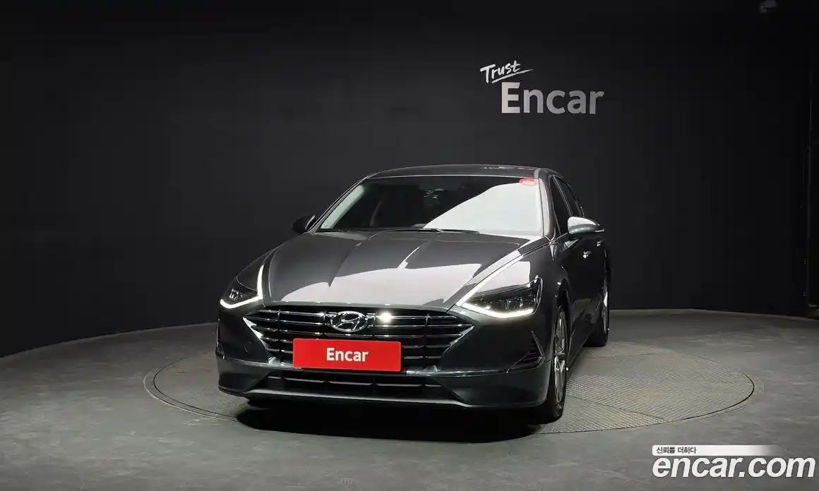 Hyundai Sonata 2021 2.0 Автомат в Москве № 3638, фото 3