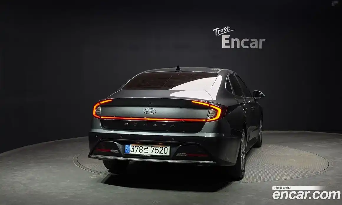 Hyundai Sonata 2021 2.0 Автомат в Москве № 3638, фото 4