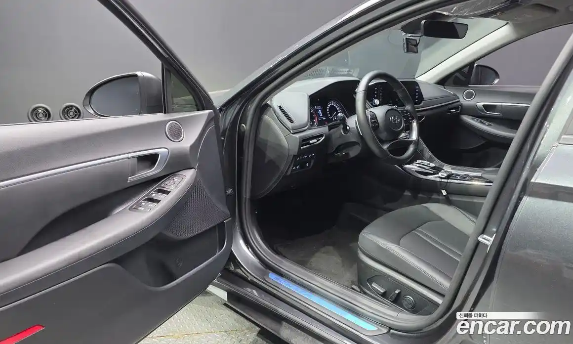 Hyundai Sonata 2021 2.0 Автомат в Москве № 3638, фото 10