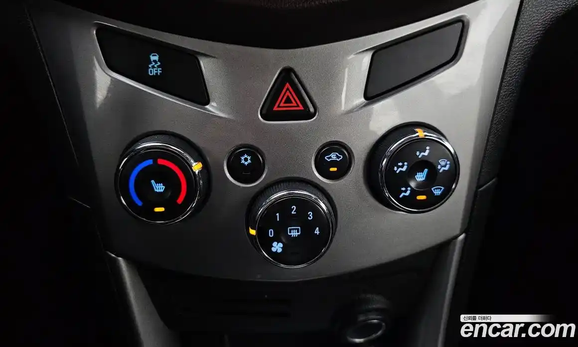 Chevrolet Trax 2015 1.4 Автомат в Москве № 38496, фото 19