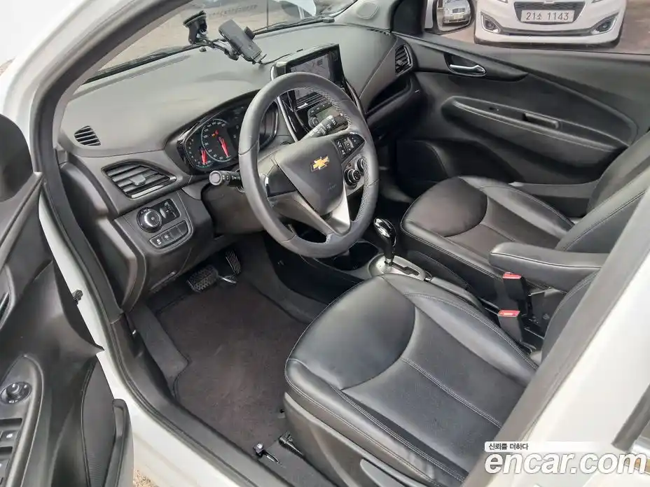 Chevrolet Spark 2016 1.0 Автомат в Москве № 38523, фото 12