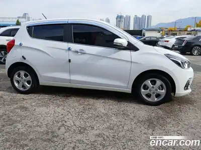 Chevrolet Spark 2016 1.0 Автомат в Москве № 38523, миниатюра 2