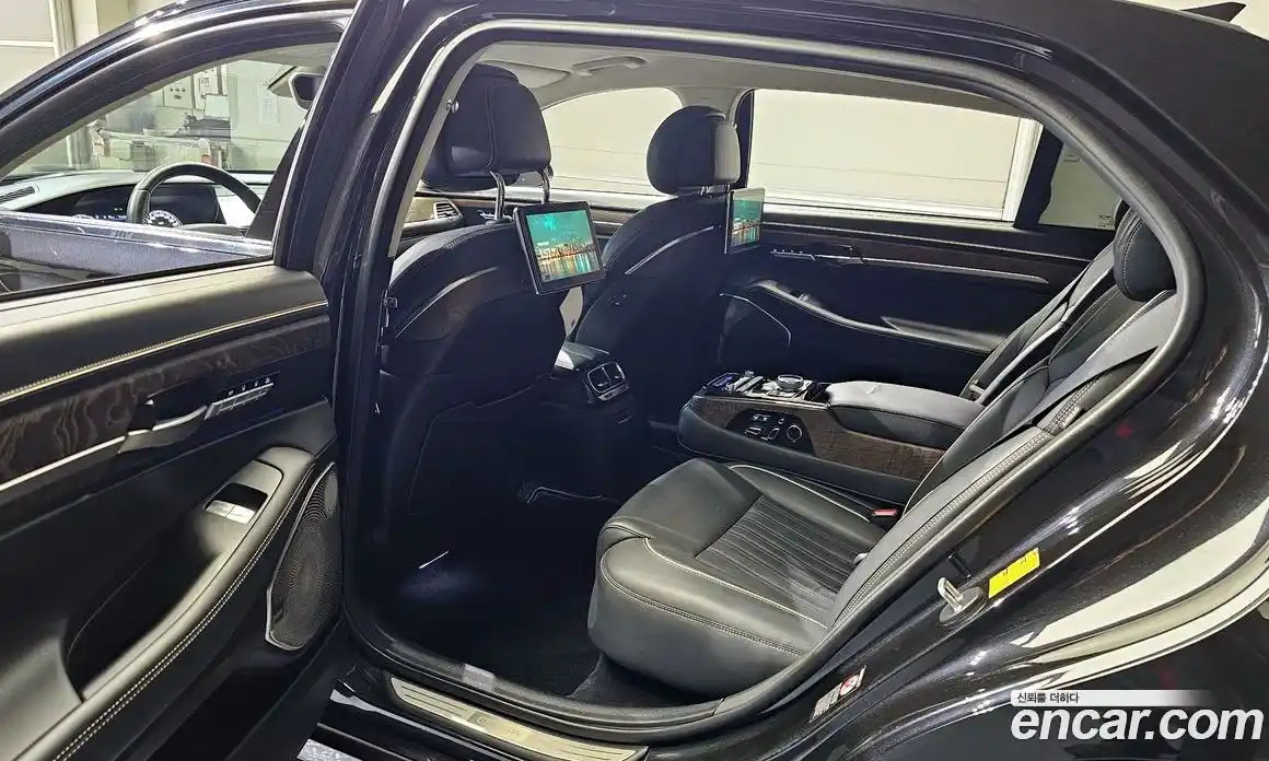 Genesis G90 2019 5.0 Автомат в Москве № 42060, фото 11