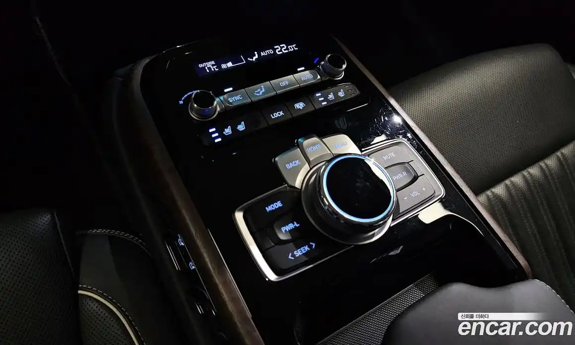 Genesis G90 2019 5.0 Автомат в Москве № 42060, фото 19