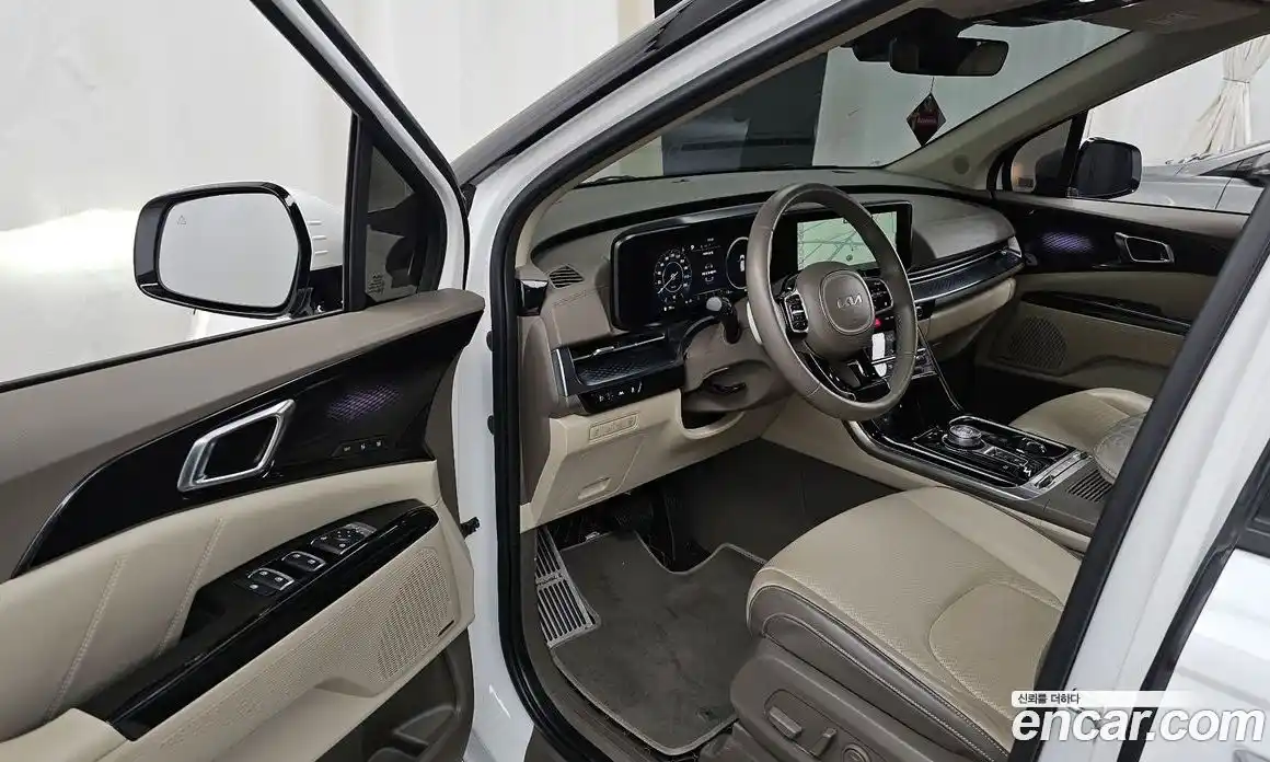 Kia Canival 2022 3.5 Автомат в Москве № 51060, фото 10