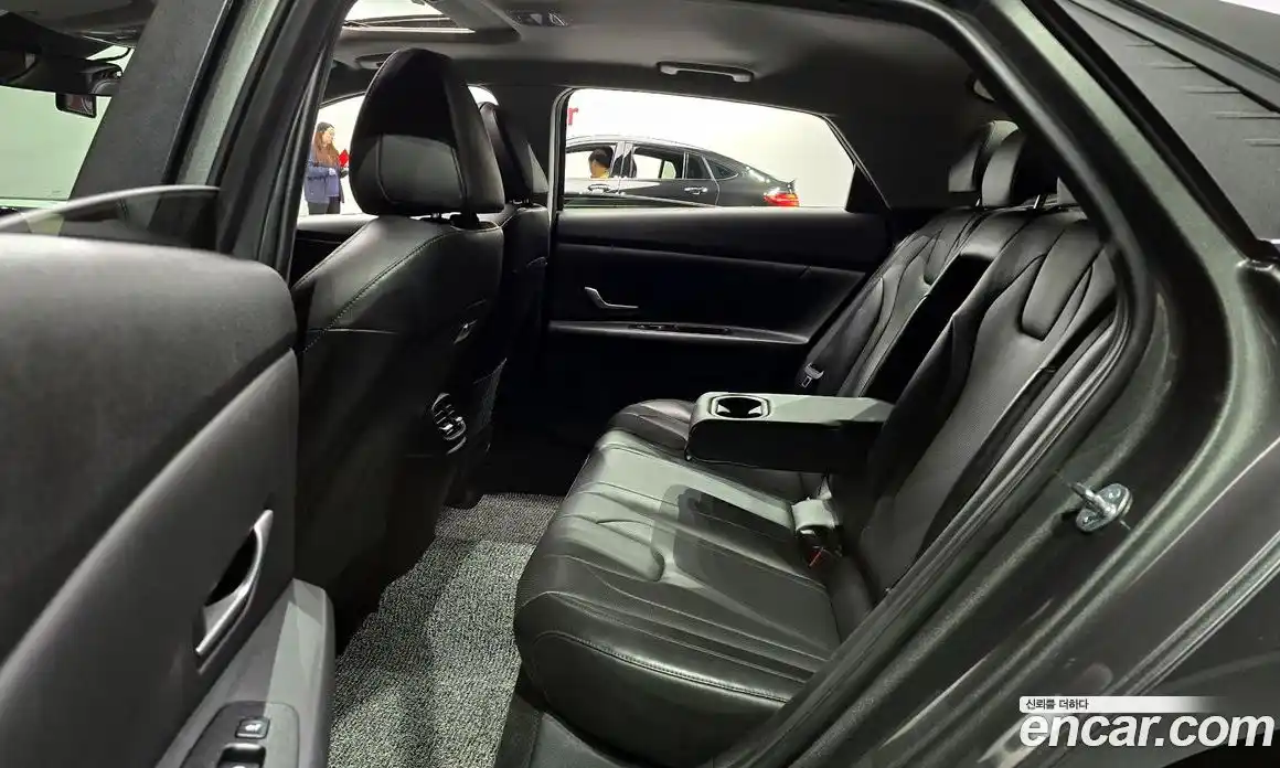 Hyundai Avante 2023 1.6 Автомат в Москве № 531464, фото 12