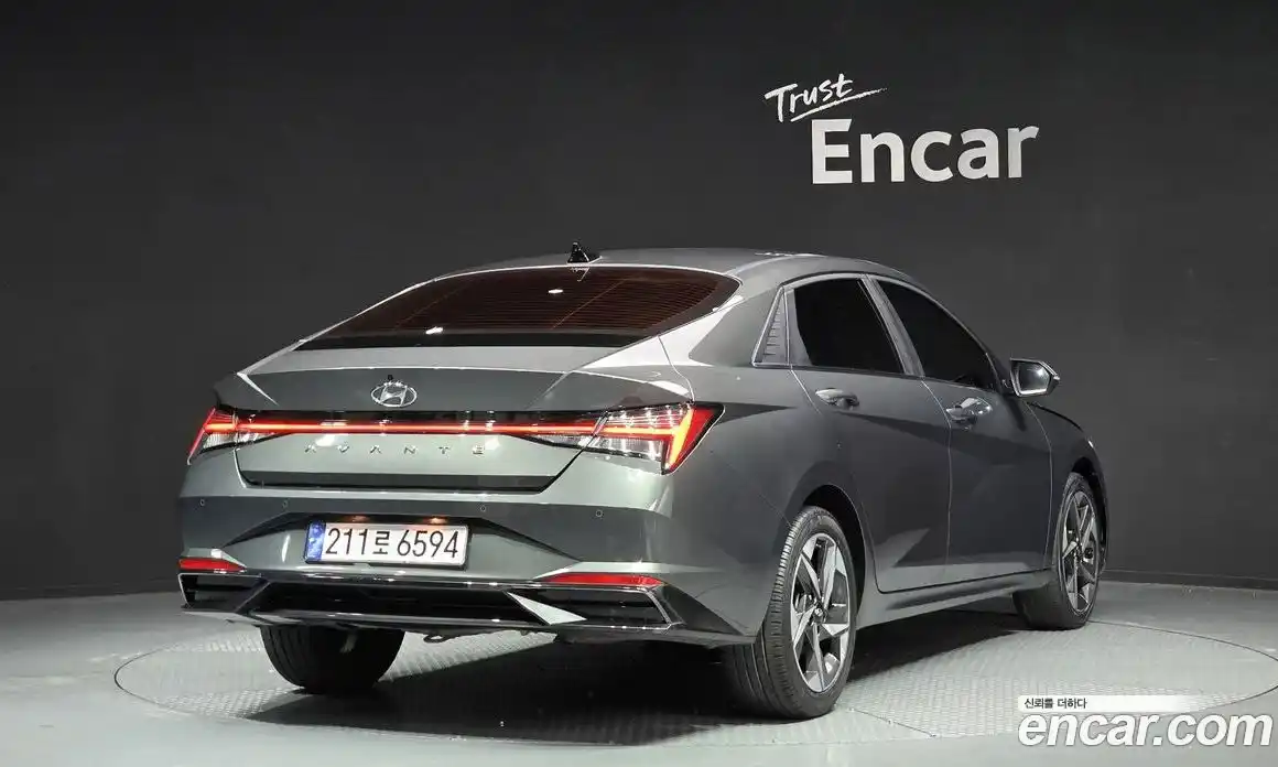 Hyundai Avante 2023 1.6 Автомат в Москве № 531464, фото 2