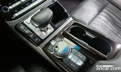 Genesis EQ900 2018 3.8 Автомат в Москве № 537664, миниатюра 9