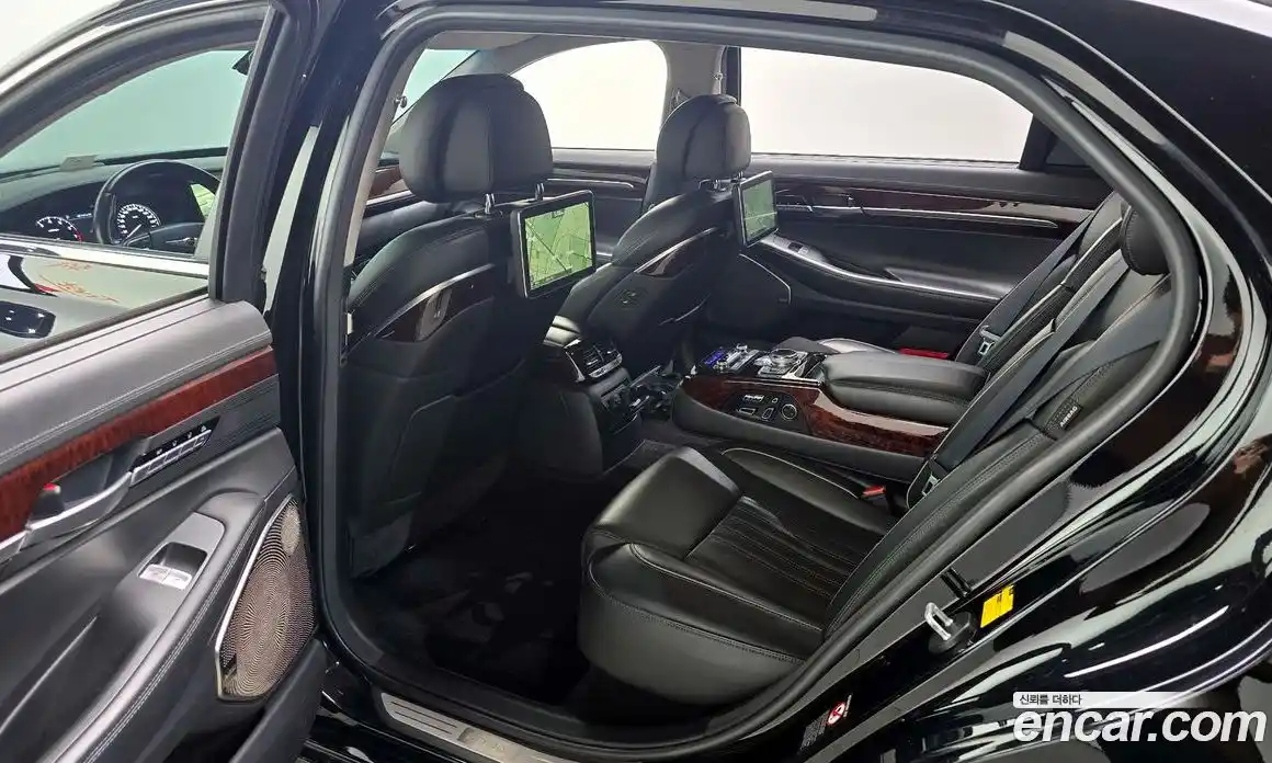 Genesis EQ900 2016 5.0 Автомат в Москве № 57309, фото 13